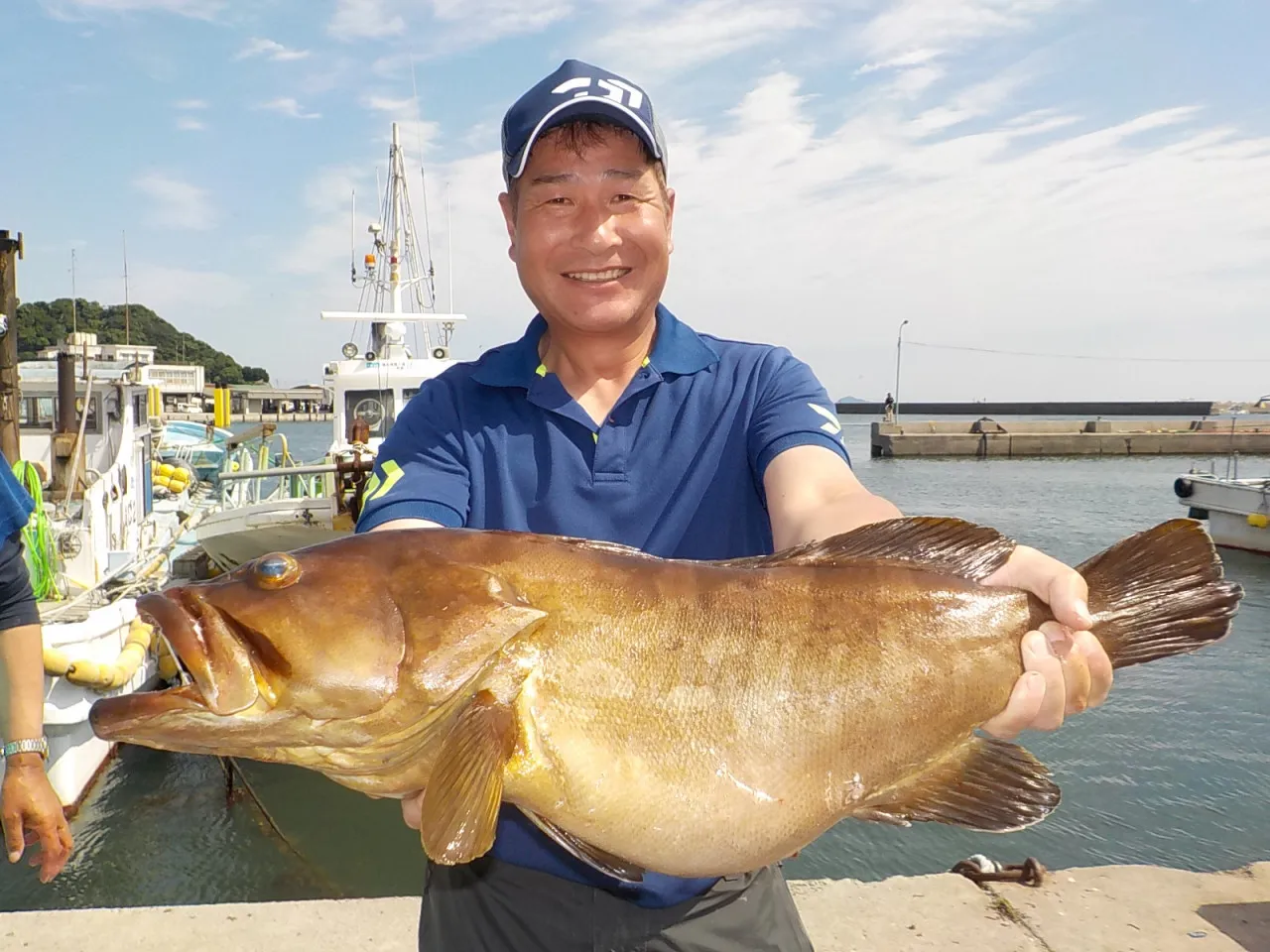 超大物釣り！イシナギ釣り! IN豊浜港 大進丸｜釣具のイシグロ |釣り 